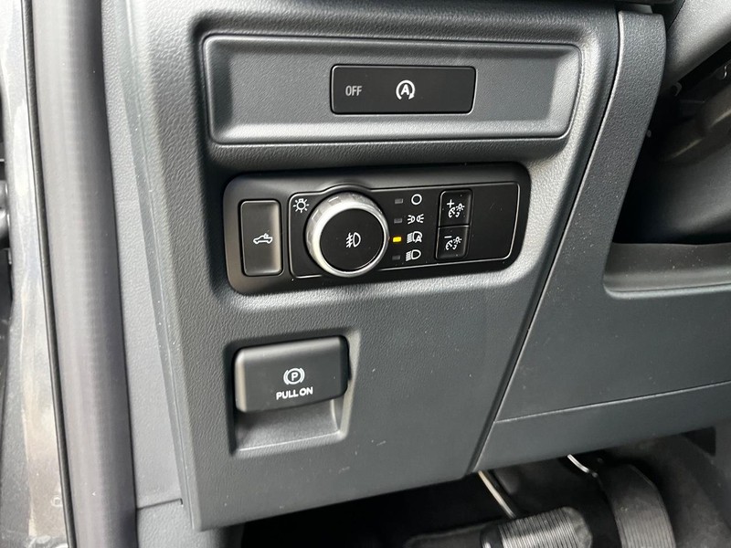 Ford F-150 Vehicle Image 10