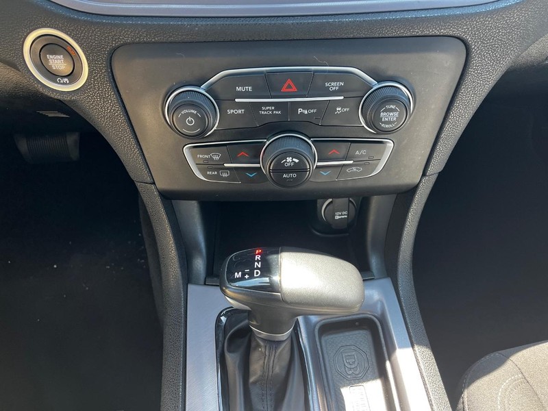 Dodge Charger Vehicle Image 19
