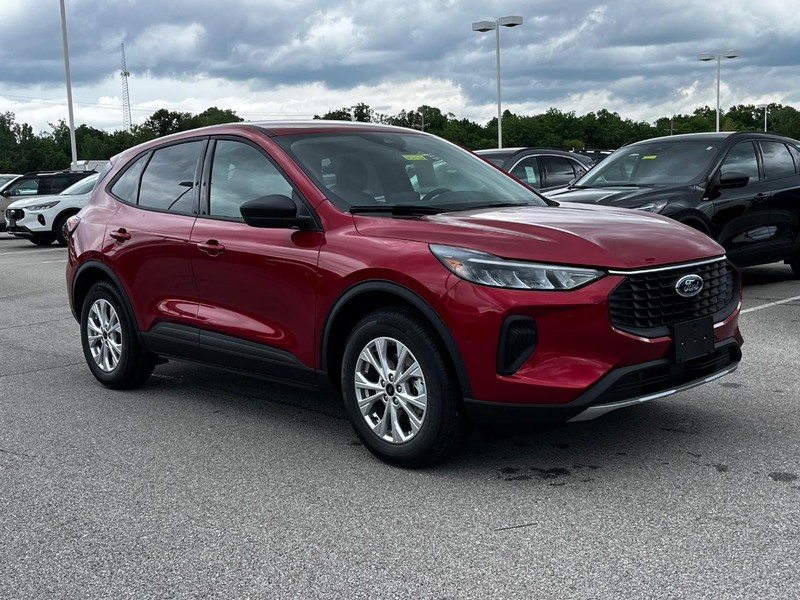 Ford Escape Vehicle Image 02