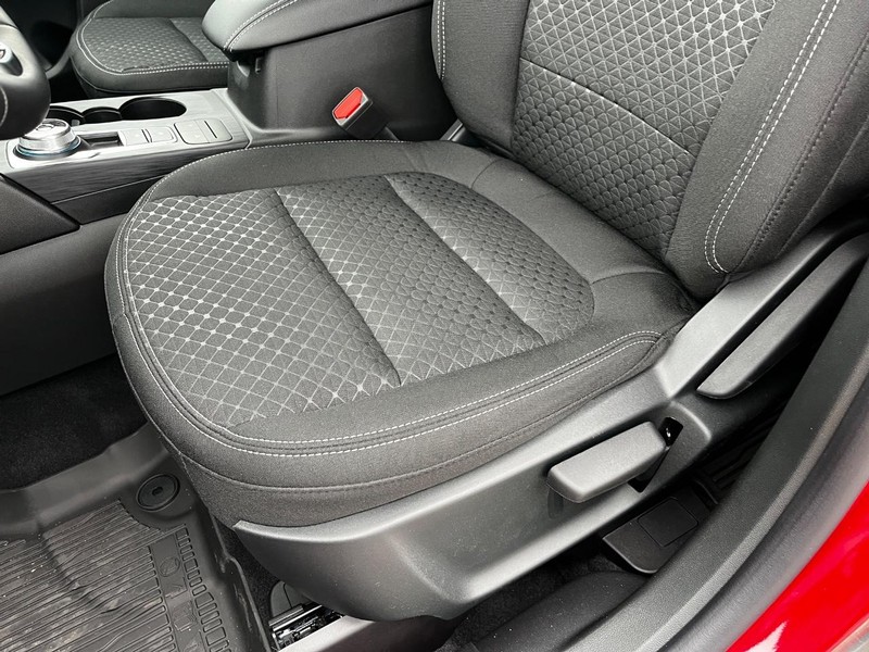 Ford Escape Vehicle Image 09
