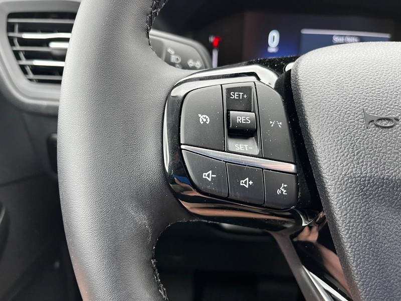 Ford Escape Vehicle Image 10
