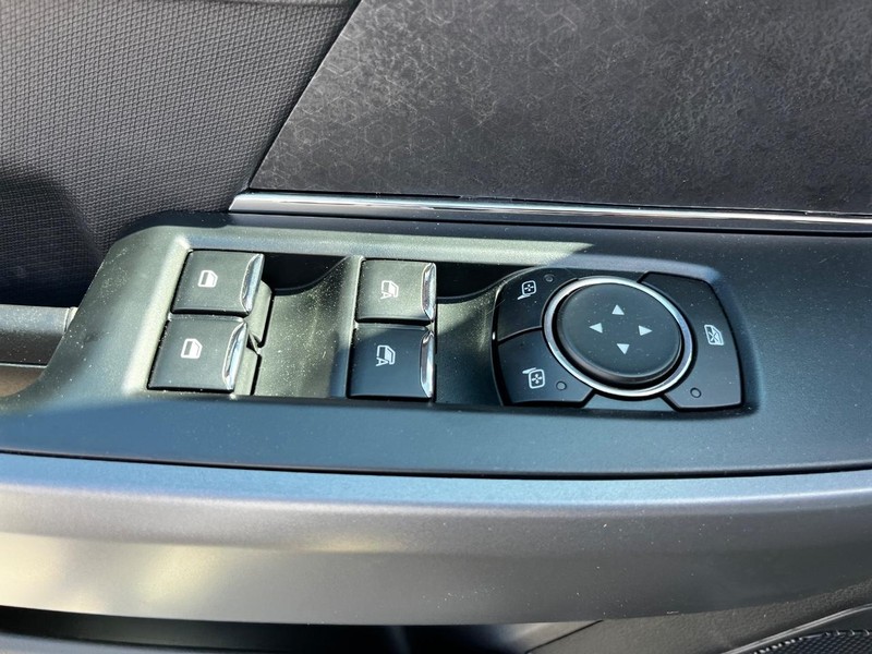 Ford F-150 Vehicle Image 09