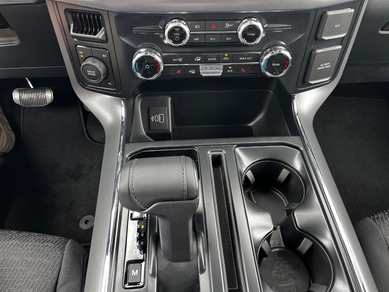 Ford F-150 Vehicle Image 14