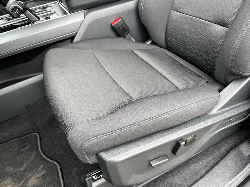 Ford F-150 Vehicle Image 09