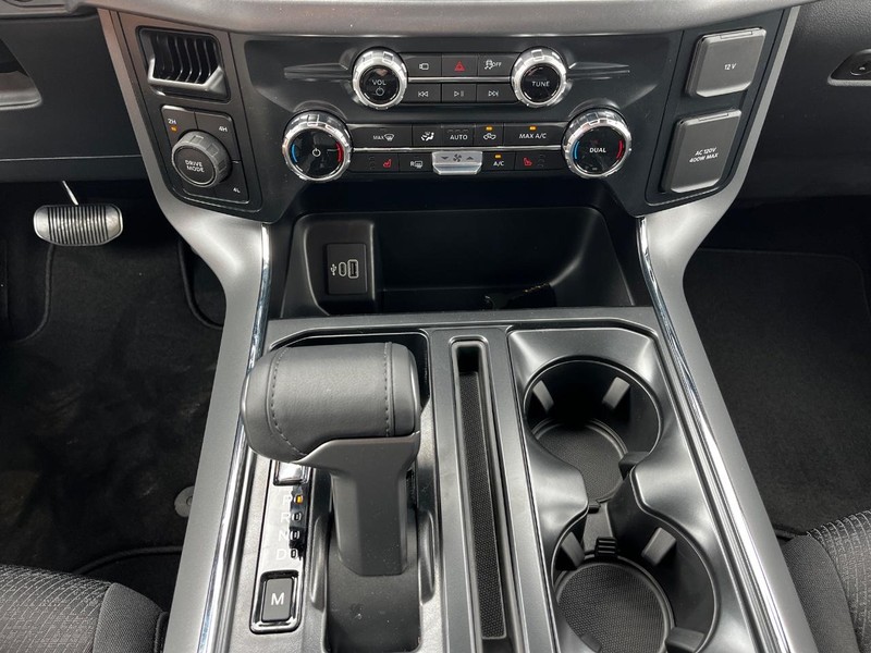 Ford F-150 Vehicle Image 14
