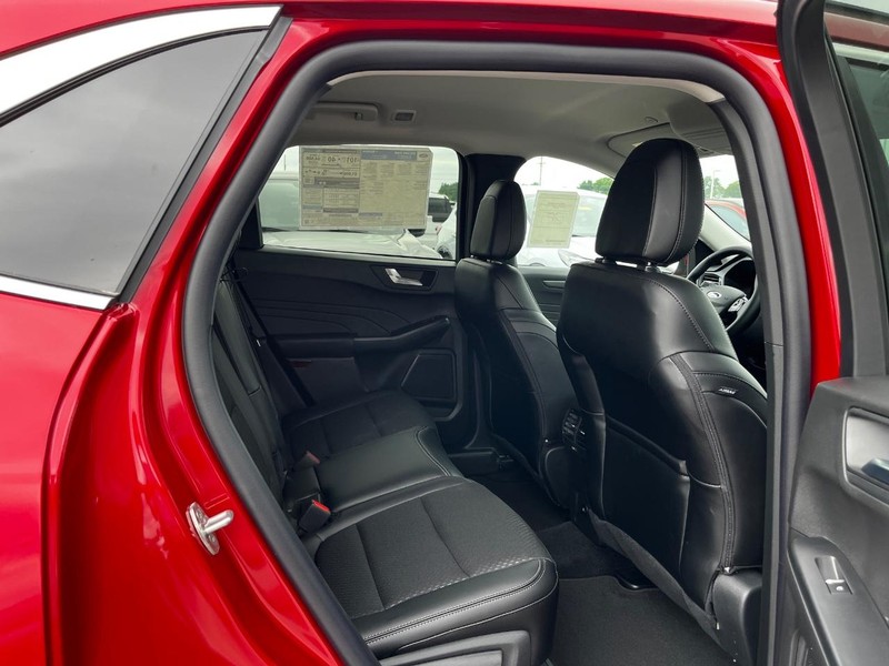Ford Escape Vehicle Image 04