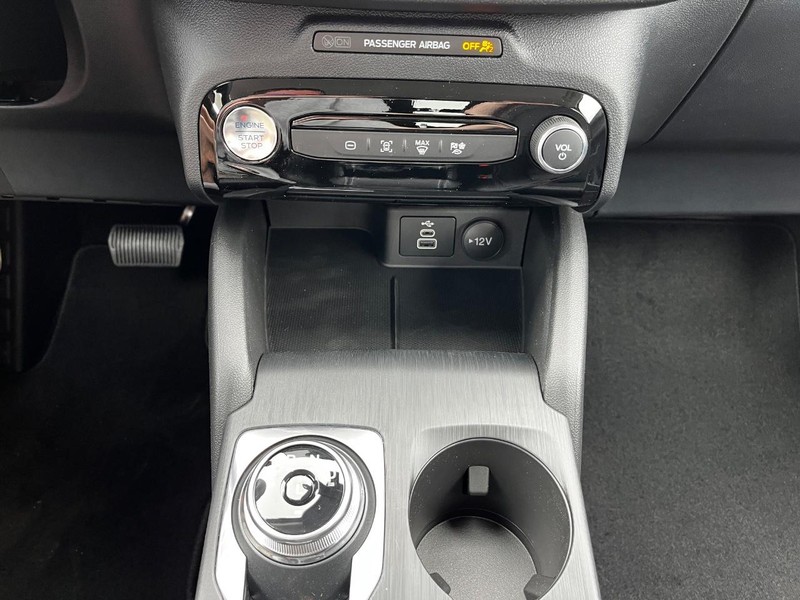 Ford Escape Vehicle Image 13