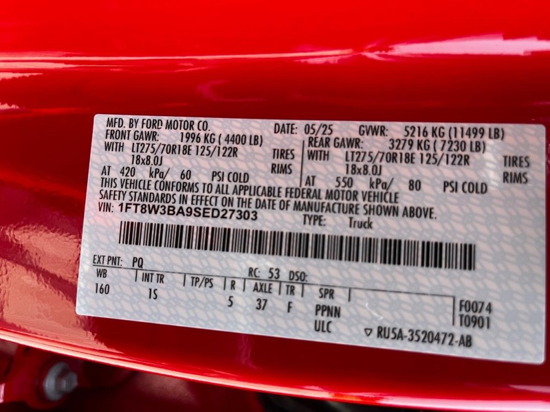 Ford Super Duty F-350 SRW Vehicle Image 16
