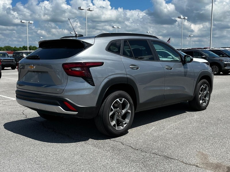 Chevrolet Trax Vehicle Image 03