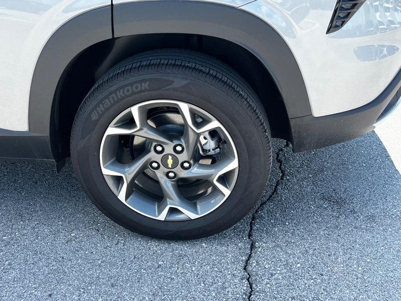 Chevrolet Trax Vehicle Image 08
