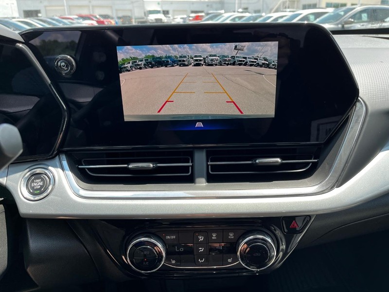 Chevrolet Trax Vehicle Image 23