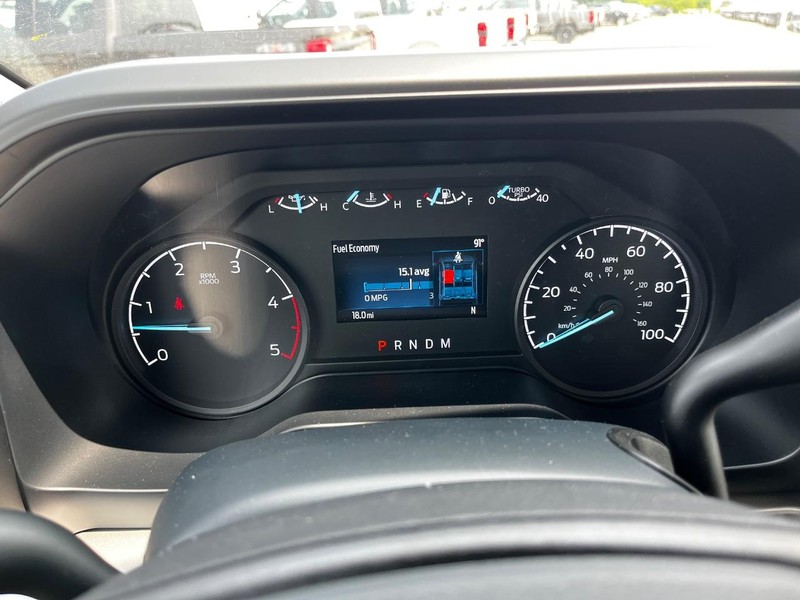 Ford Super Duty F-250 SRW Vehicle Image 13