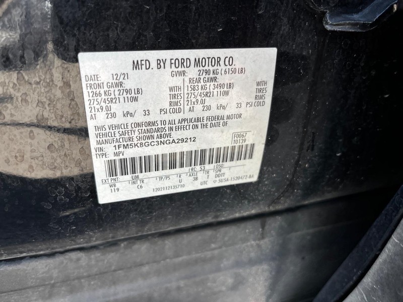 Ford Explorer Vehicle Image 25