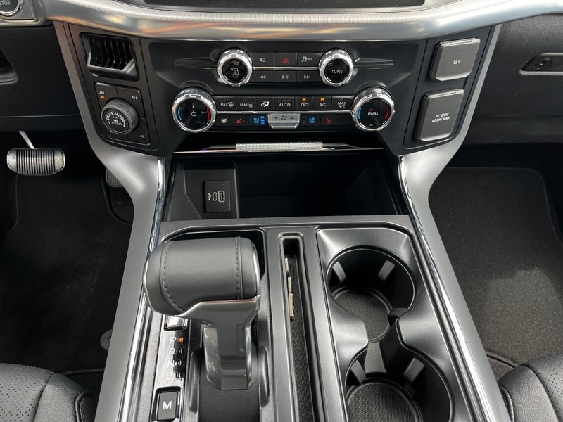 Ford F-150 Vehicle Image 14