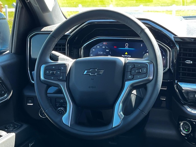 Chevrolet Silverado 1500 Vehicle Image 11
