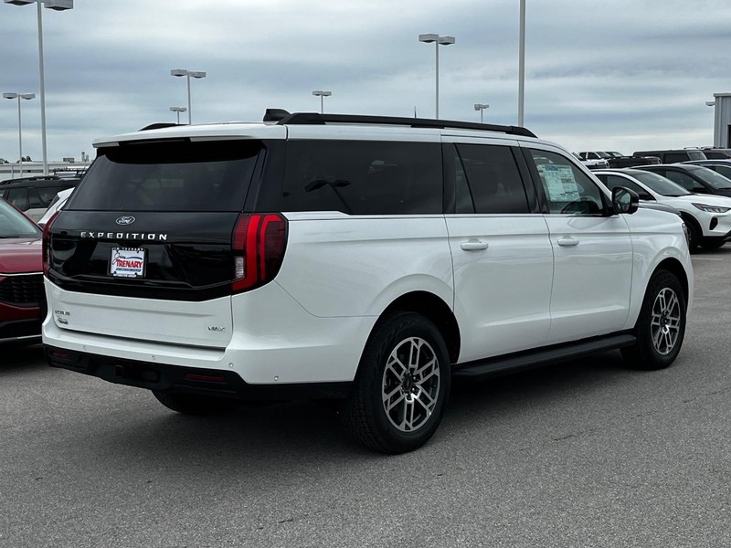 Ford Expedition Max Vehicle Image 04