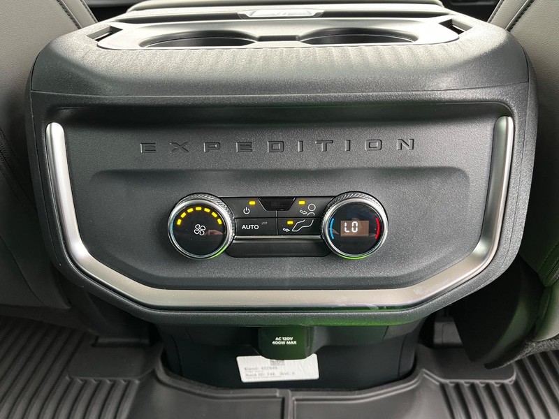 Ford Expedition Max Vehicle Image 07