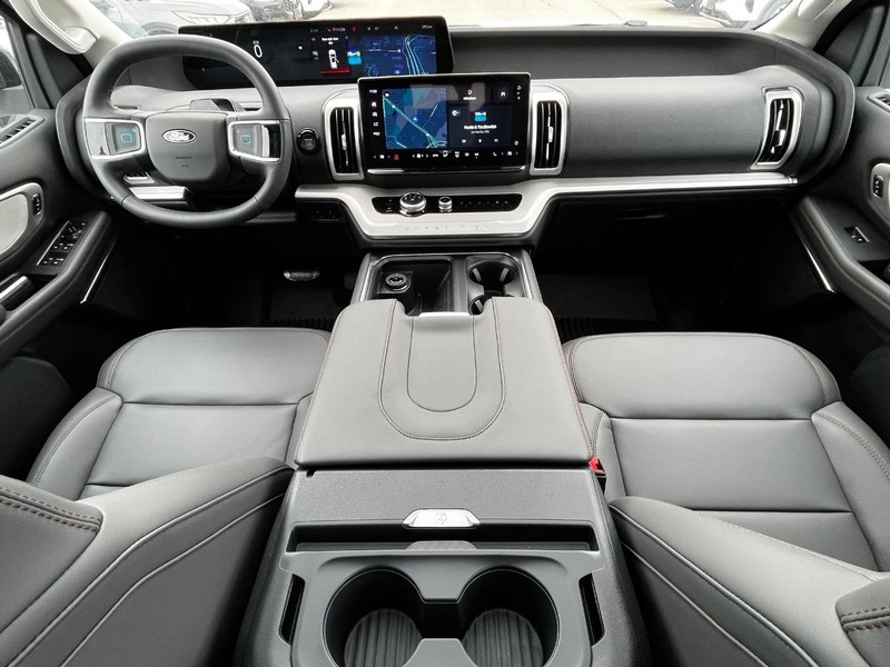 Ford Expedition Max Vehicle Image 09