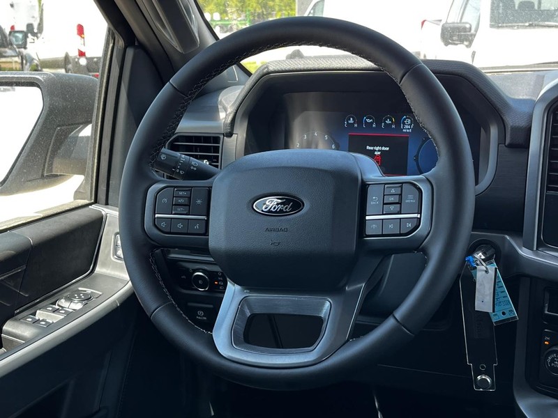 Ford F-150 Vehicle Image 06