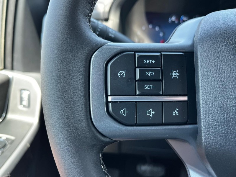 Ford F-150 Vehicle Image 11