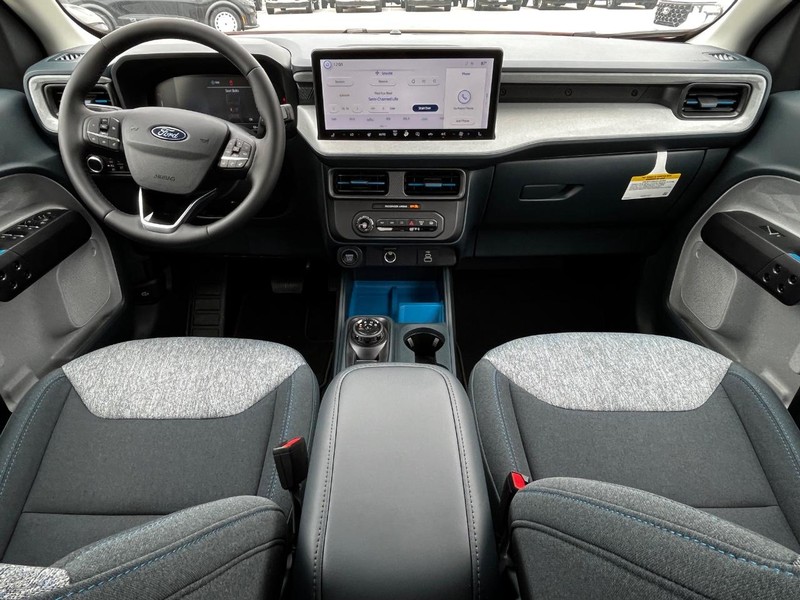 Ford Maverick Vehicle Image 05