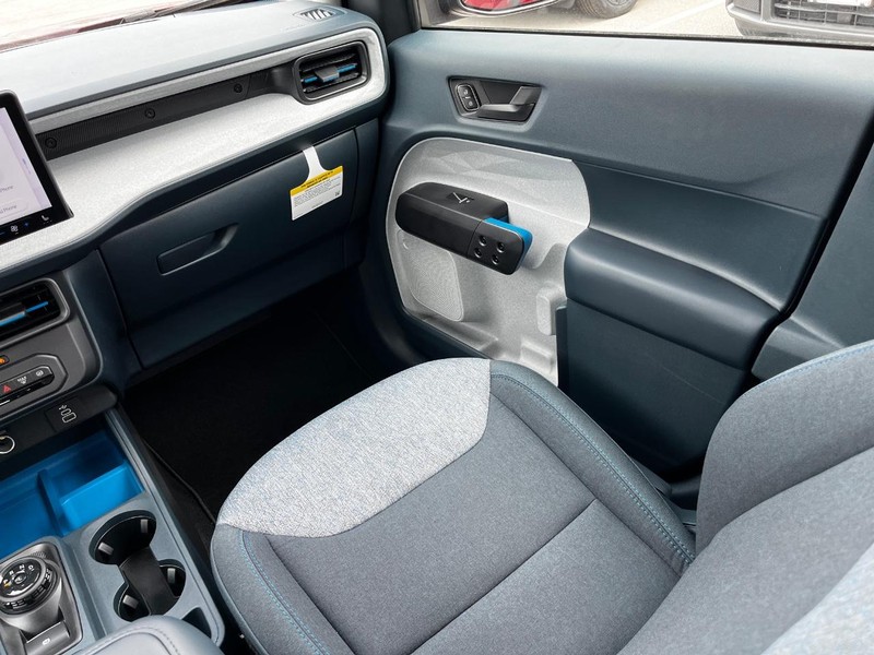 Ford Maverick Vehicle Image 07
