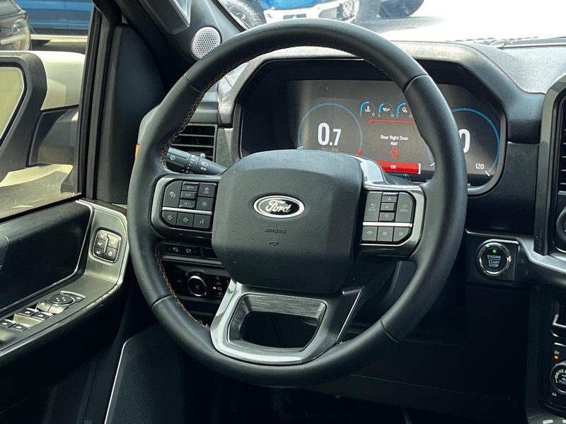 Ford F-150 Vehicle Image 13