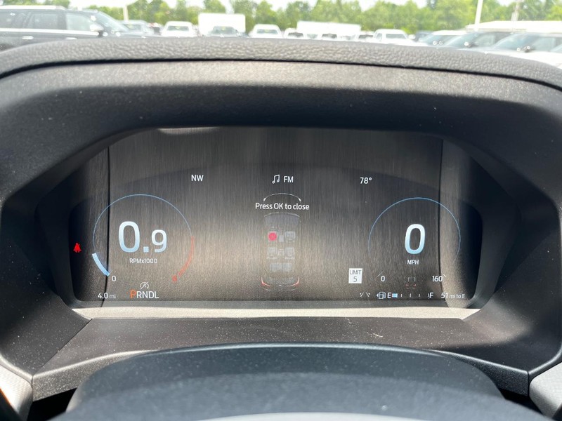 Ford Explorer Vehicle Image 15