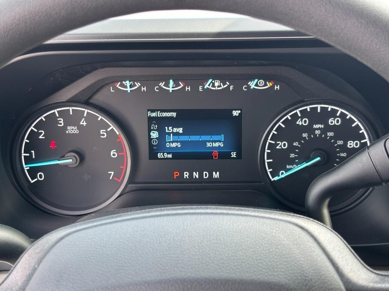 Ford Super Duty F-250 SRW Vehicle Image 14