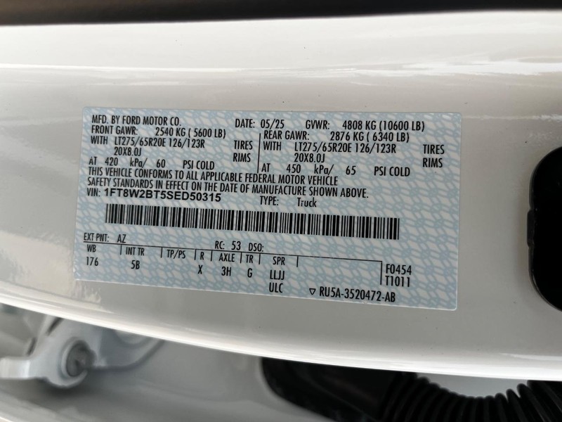 Ford Super Duty F-250 SRW Vehicle Image 28