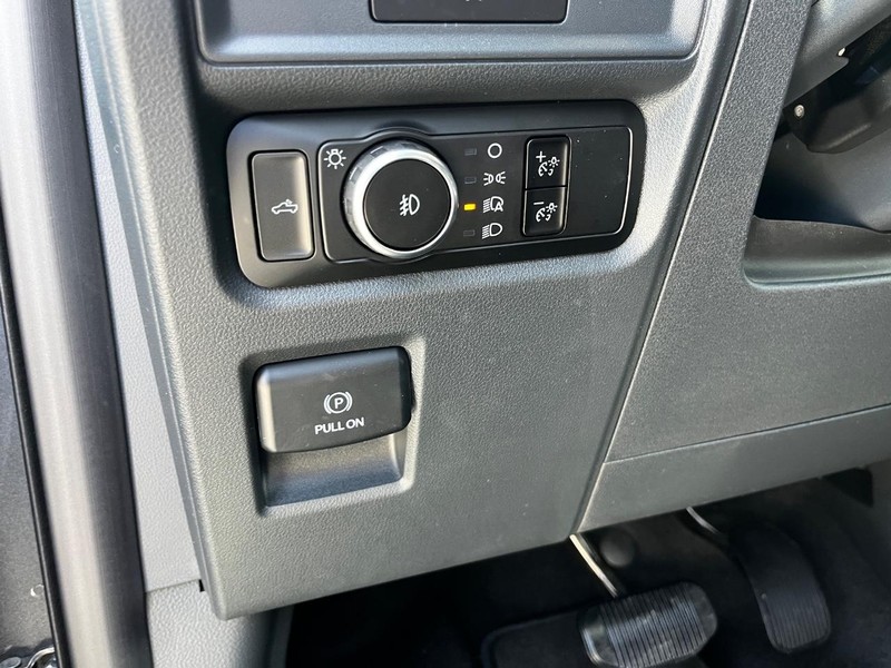 Ford F-150 Vehicle Image 10