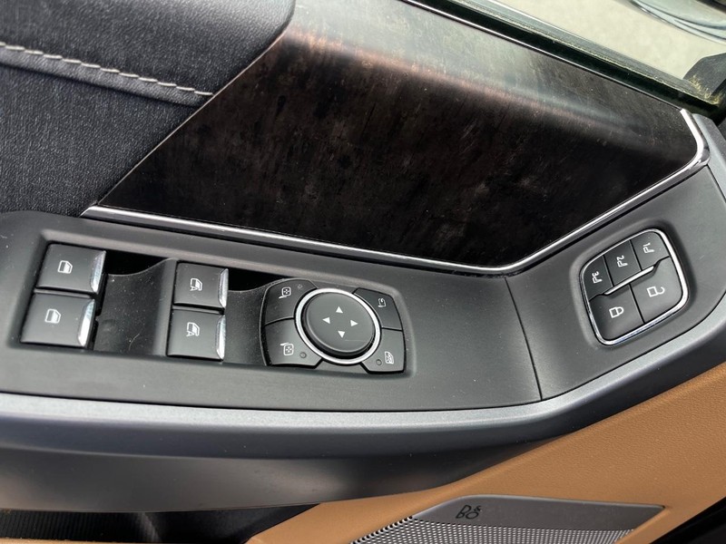 Ford F-150 Vehicle Image 16