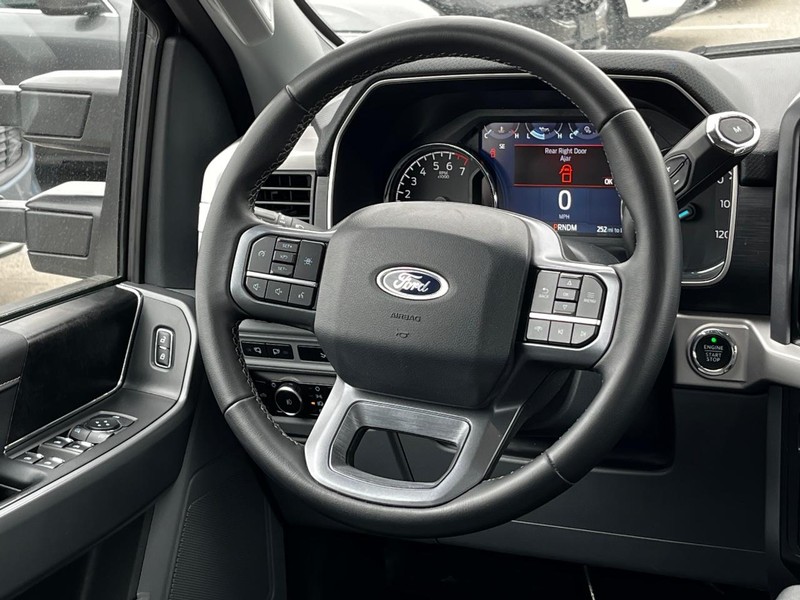 Ford F-150 Vehicle Image 12
