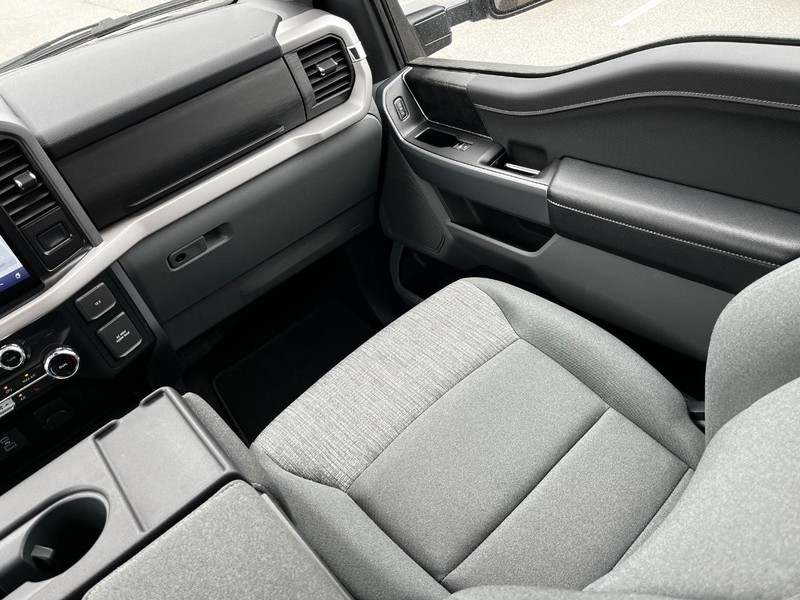 Ford F-150 Vehicle Image 13