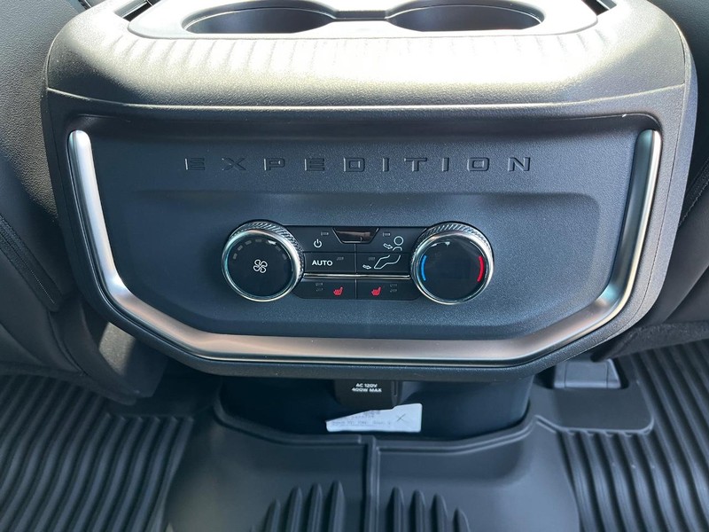 Ford Expedition Max Vehicle Image 06