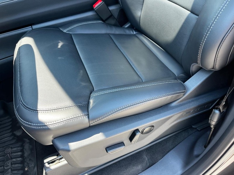 Ford Expedition Max Vehicle Image 12