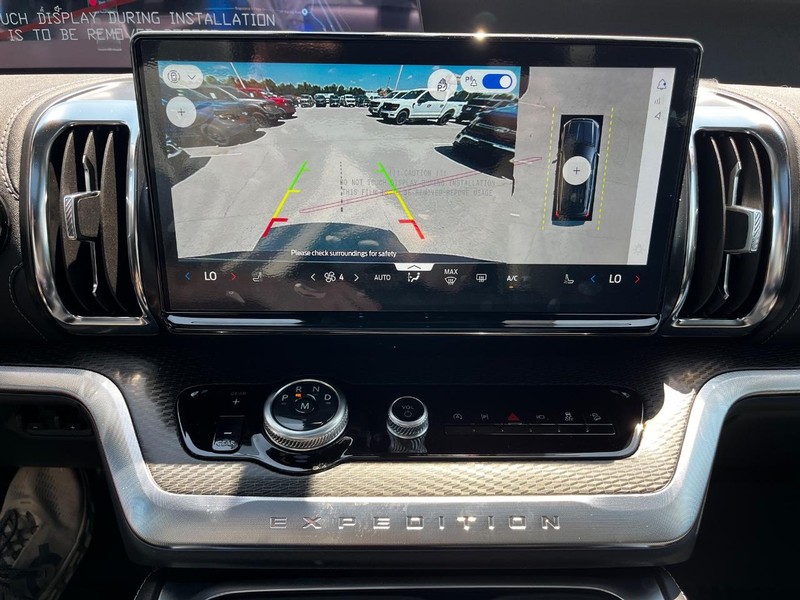 Ford Expedition Max Vehicle Image 18