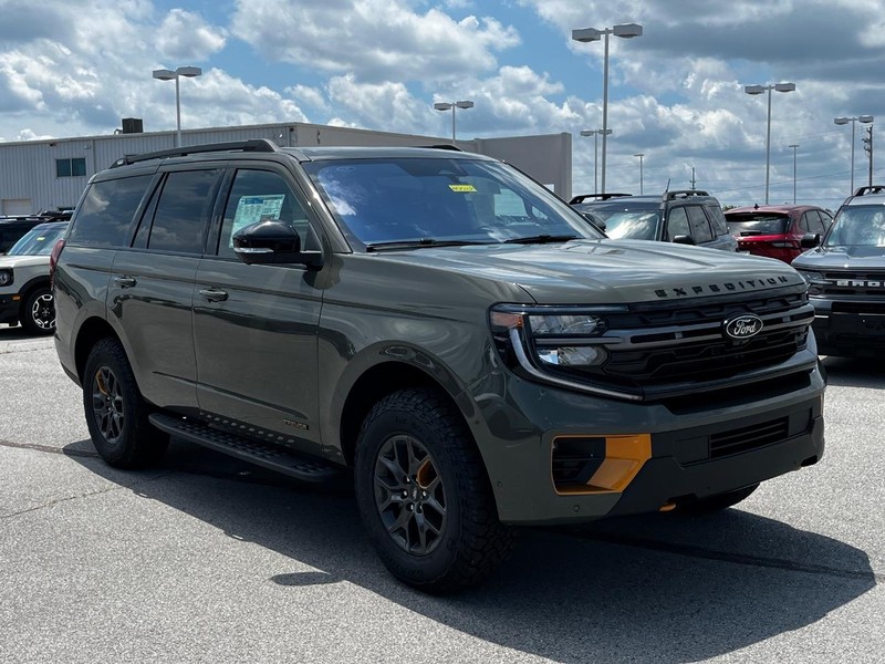 Ford Expedition Vehicle Image 02