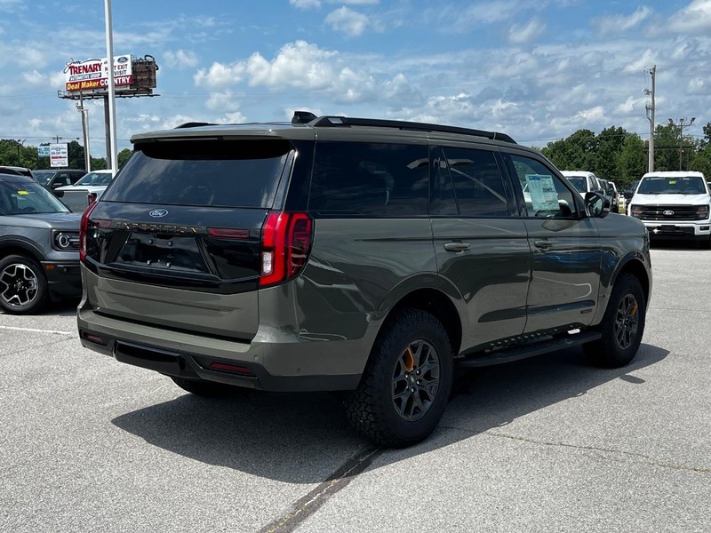 Ford Expedition Vehicle Image 03