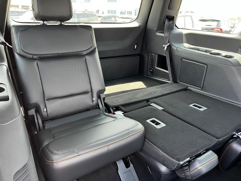 Ford Expedition Vehicle Image 05
