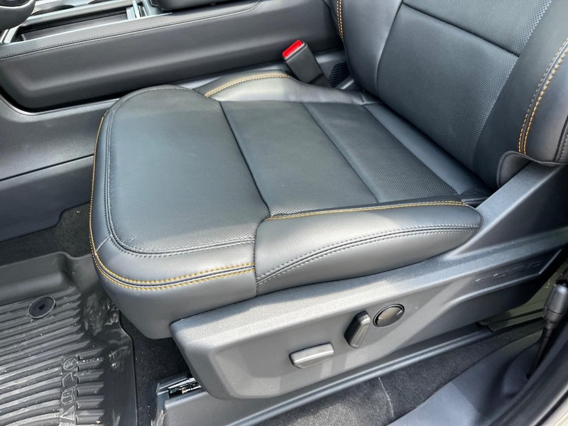 Ford Expedition Vehicle Image 09
