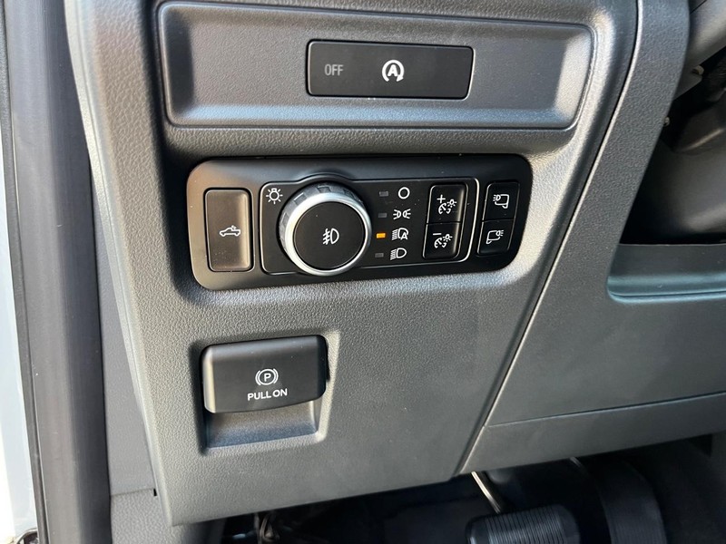 Ford F-150 Vehicle Image 10