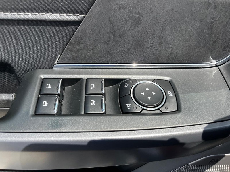 Ford F-150 Vehicle Image 09