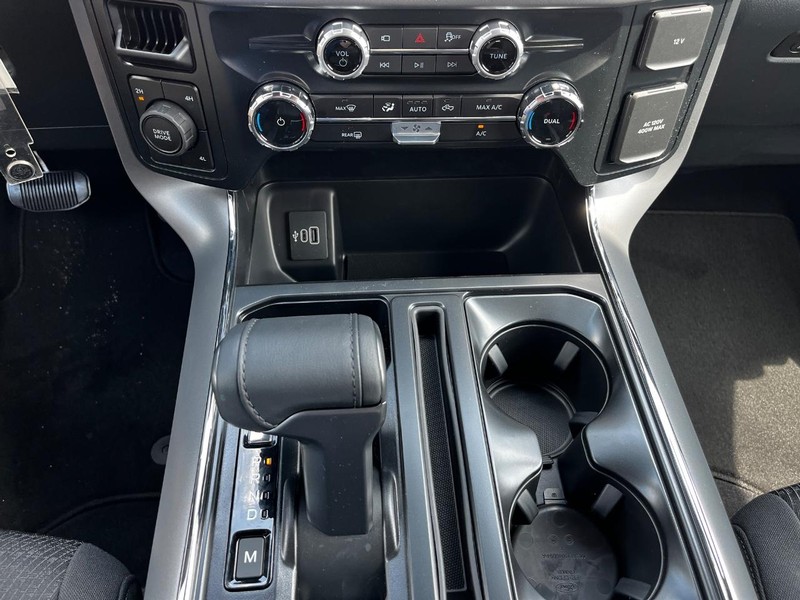 Ford F-150 Vehicle Image 13