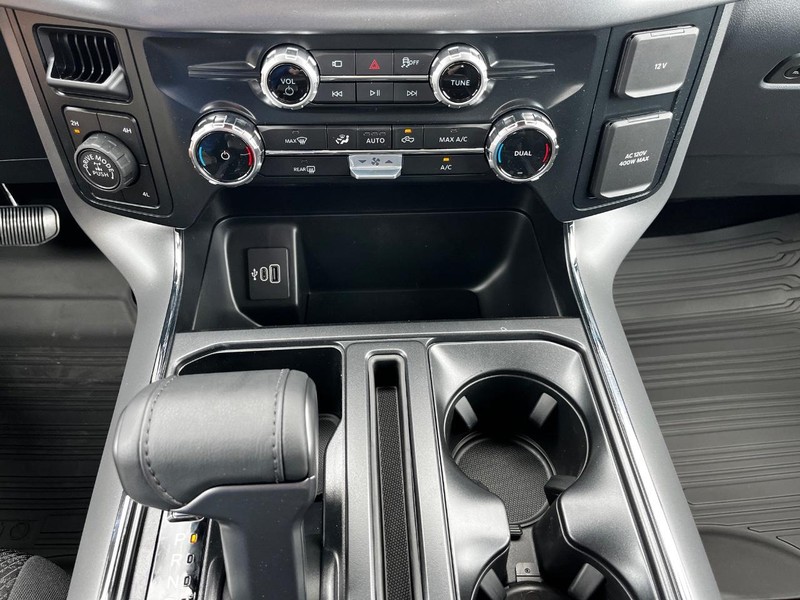 Ford F-150 Vehicle Image 14