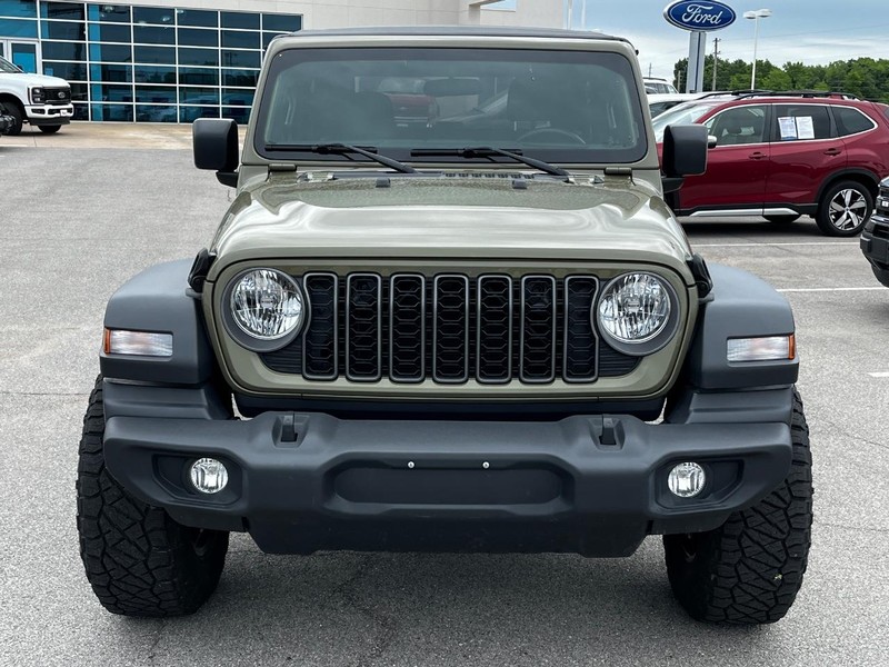 Jeep Wrangler Vehicle Image 09