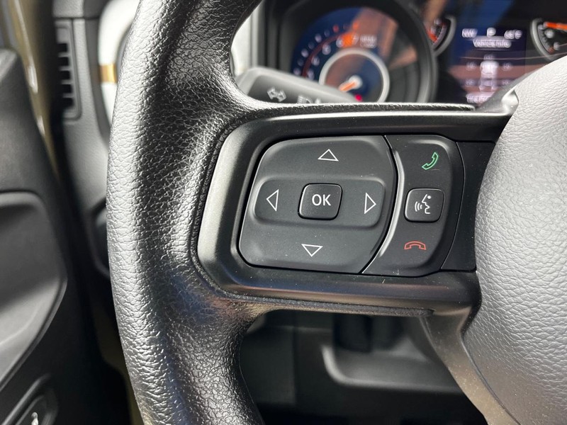Jeep Wrangler Vehicle Image 11