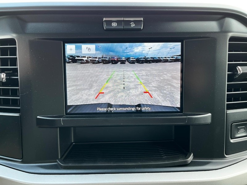 Ford Super Duty F-350 SRW Vehicle Image 15