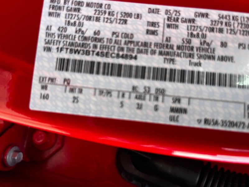 Ford Super Duty F-350 SRW Vehicle Image 16