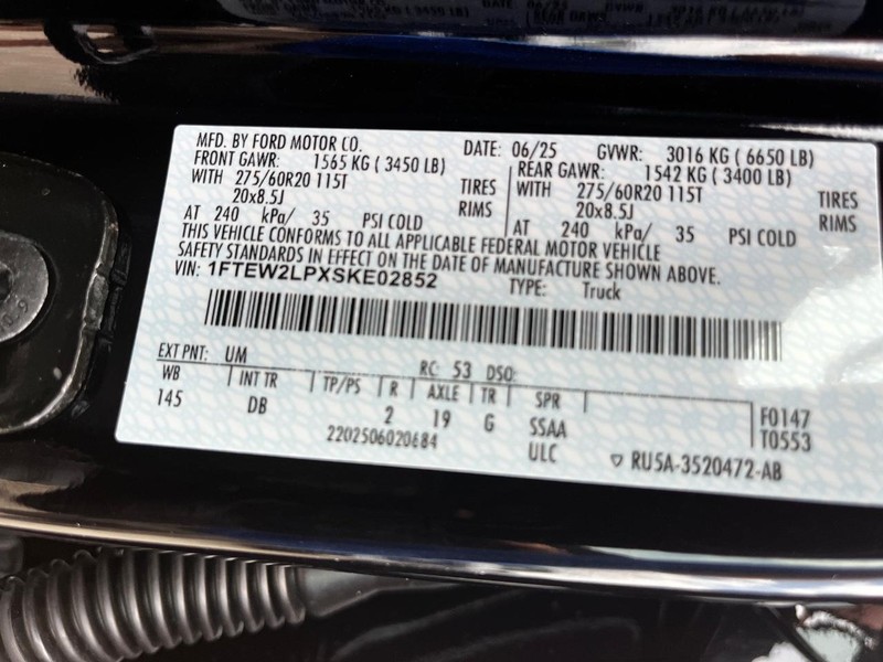 Ford F-150 Vehicle Image 16